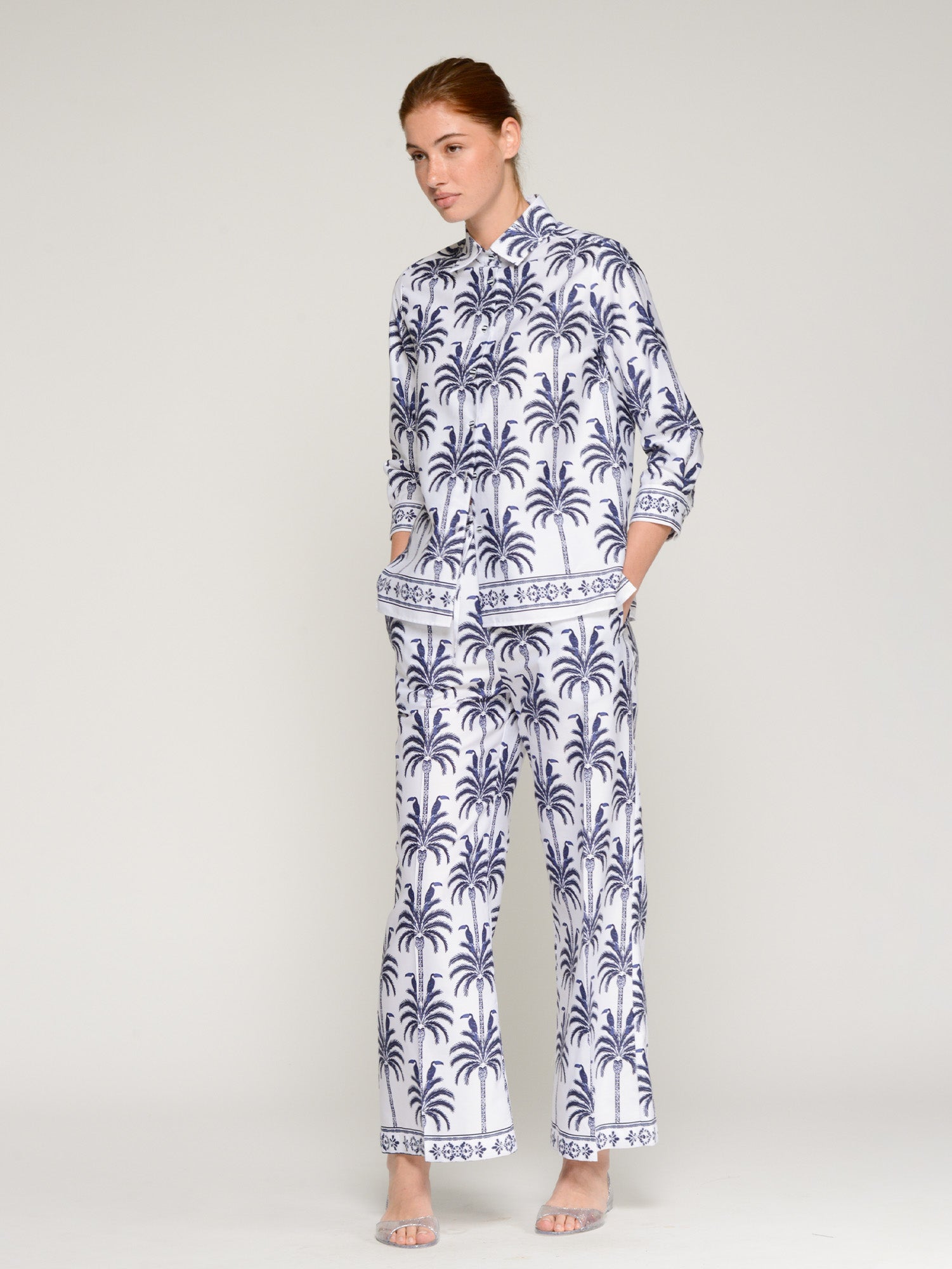 PANTALÓN ESTAMPADO DE PALMERAS