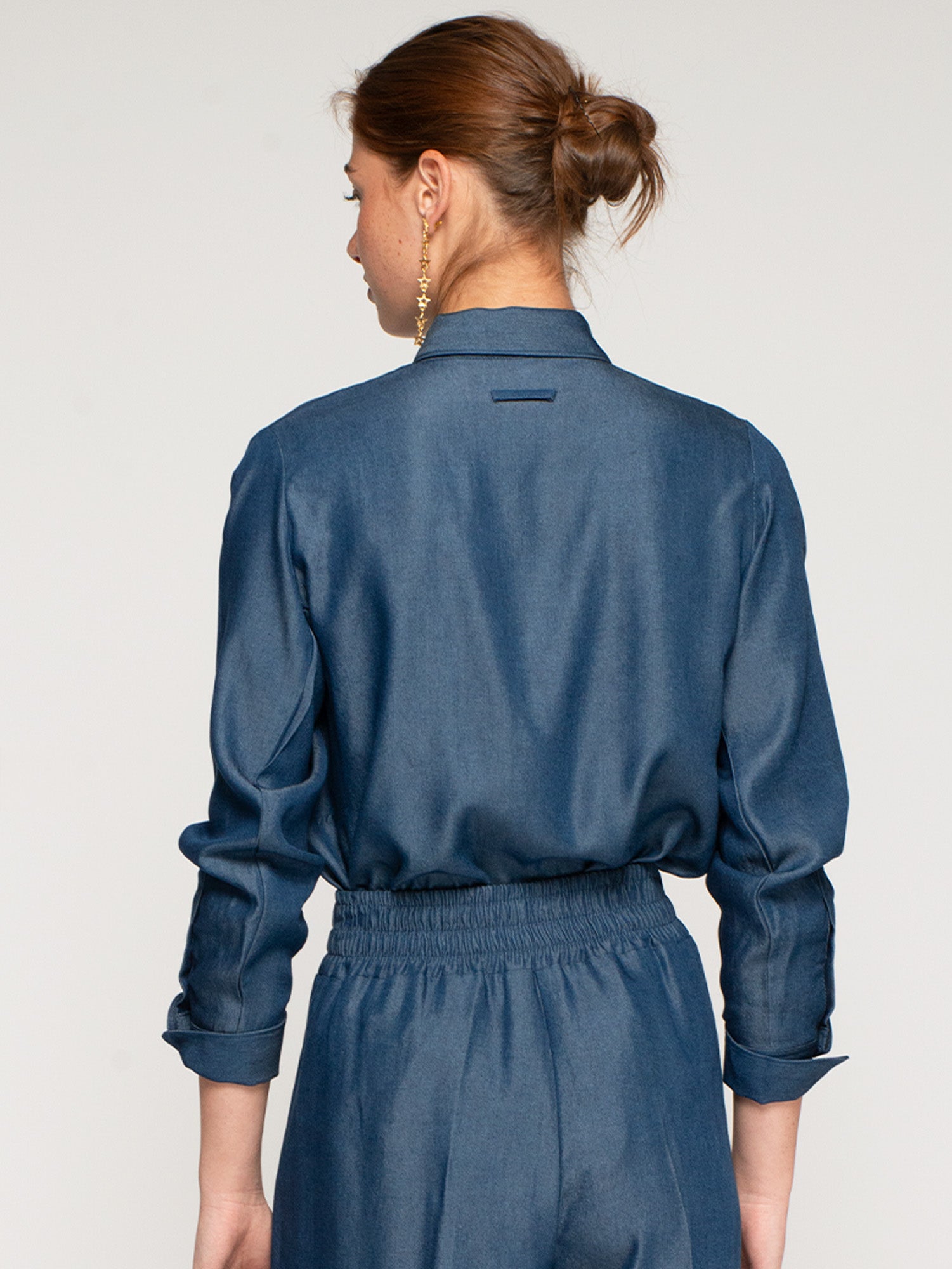 CAMISA DENIM BOLSILLO ILUSTRADO