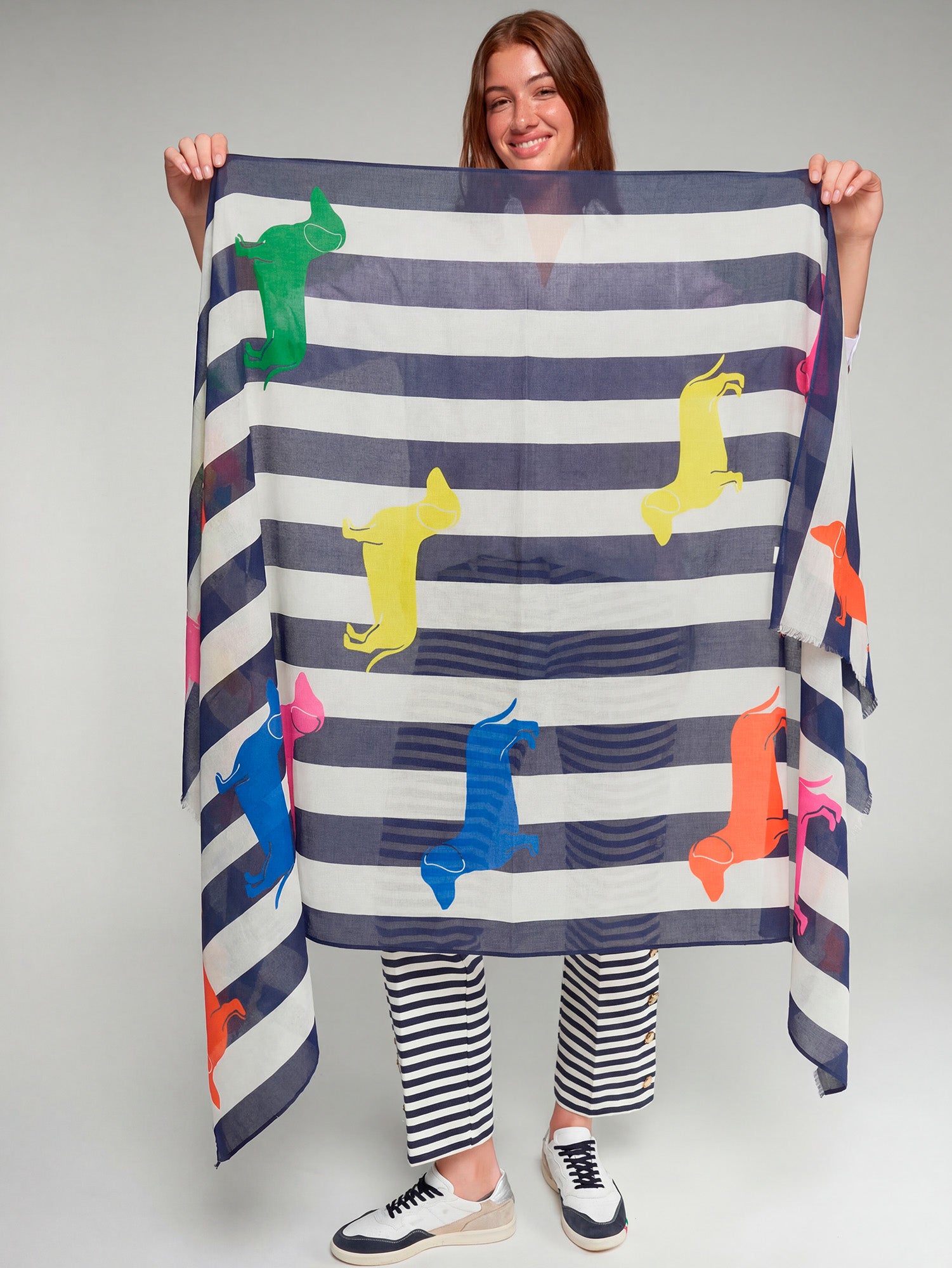 PAÑUELO RAYAS MARINO PERROS MULTICOLOR