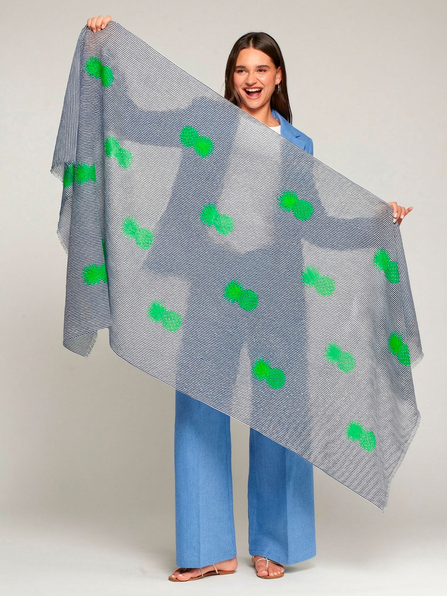 PAÑUELO MILRAYAS AZUL PIÑAS