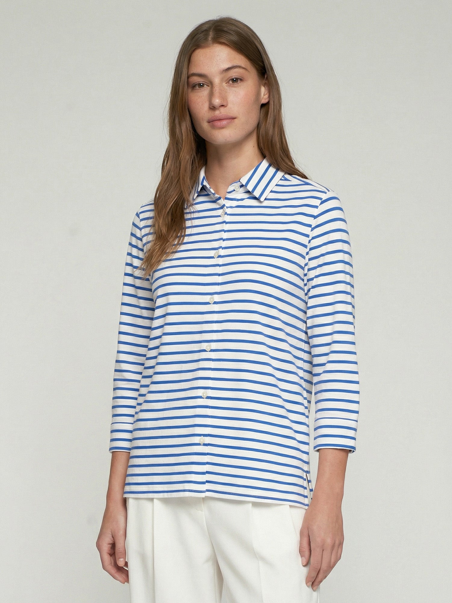 CAMISA RAYAS AZULES BORDADO DOLCE FAR NIENTE